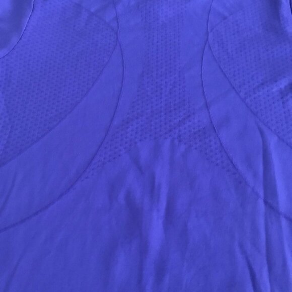 GapFit Sports T-Shirt - Size Small - Picture 5 of 8